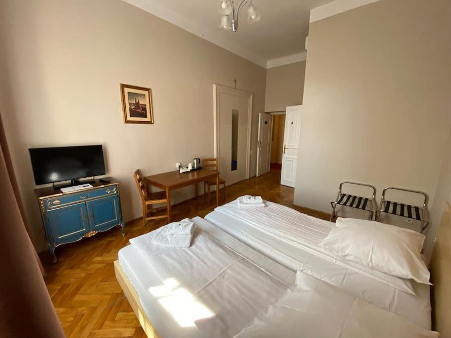 Three-Bedroom Apartment Suite