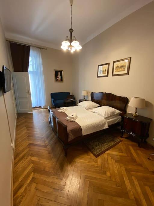 Three-Bedroom Apartment Suite