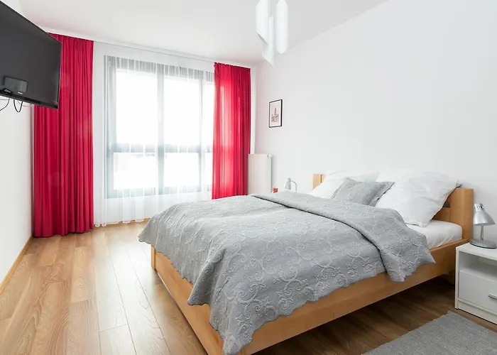 Wawrzynca Apartment With Parking, Aircondition